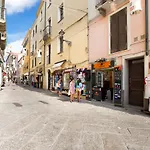 Gilbert Ferret Lägenhet Alghero